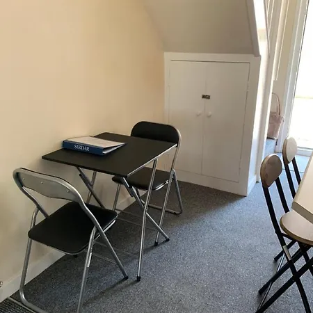 Дом отдыха 18 Main Street