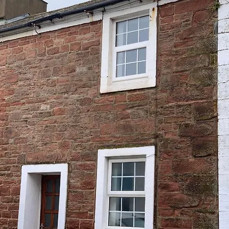 18 Main Street St Bees